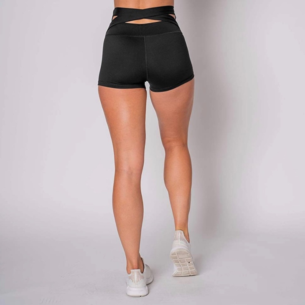 Kamo Fitness High Waisted Criss Cross Shorts